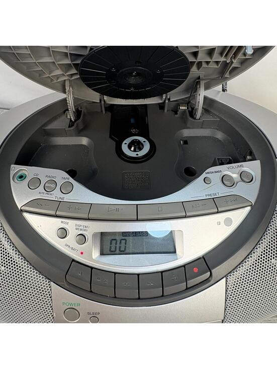 Sony CFD-S350 Cassette Recorder CD Player AM FM Radio - Picture 8 of 13